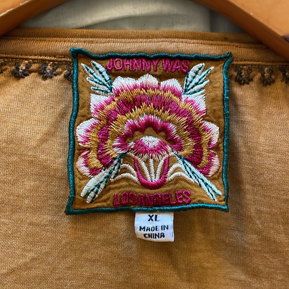 Johnny Was Yellow Embroidered 3/4 Sleeve Tunic - Picture 4 of 9